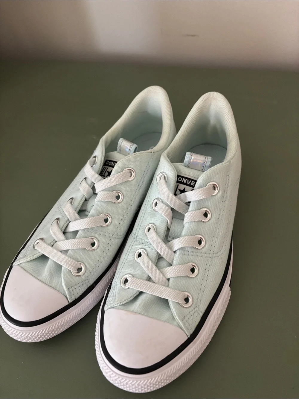 Converse Kids Low Top Sneakers in Mint Green